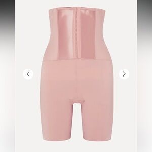NWT 
Women's Under Sculpture Corseted High-Waisted Short 10213R in cameo blush